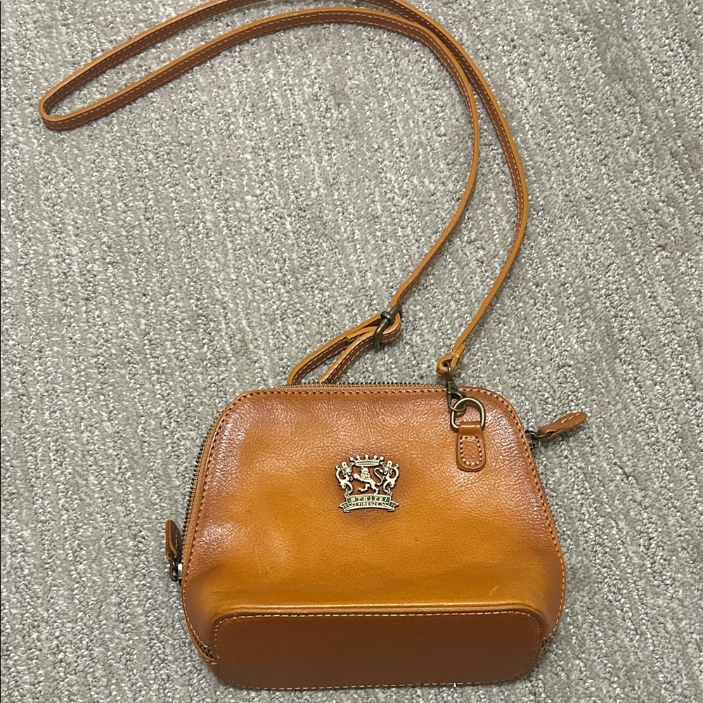 Pratesi Firenze Leather Crossbody Bag with Emblem